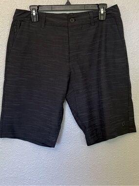 Hang Ten Daybreak Hybrid Shorts in Black w/Horizontal Lines size 32
